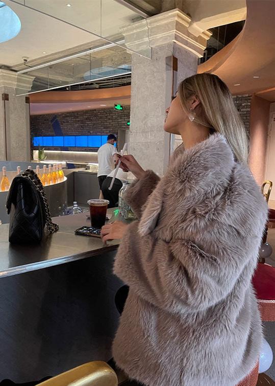 Luxefox Takım Yaka Kürk Mont