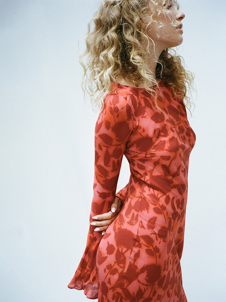 Amalthea Elbise