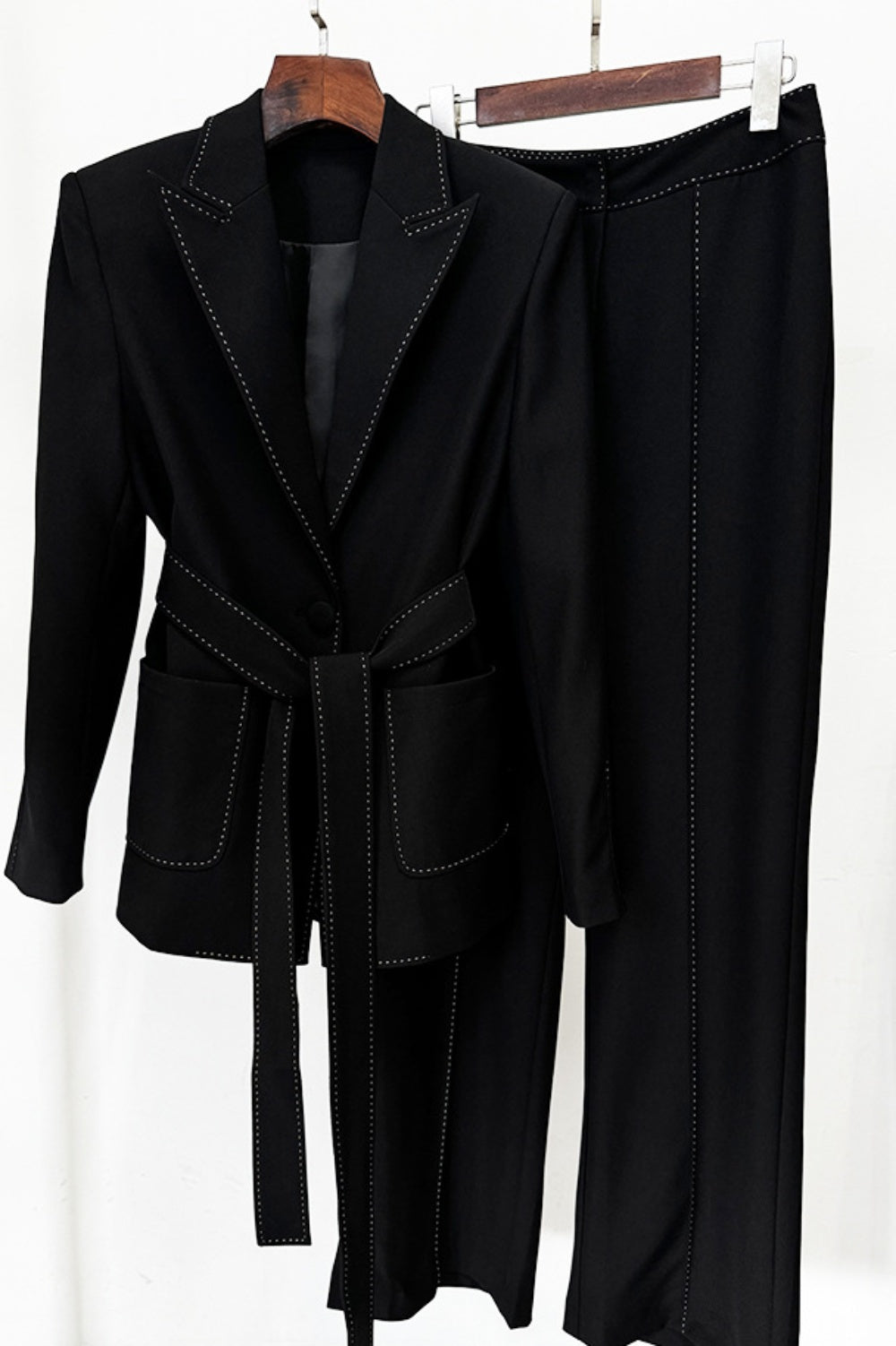 Ishara Dikiş Kuşaklı Blazer İki Parça Takım