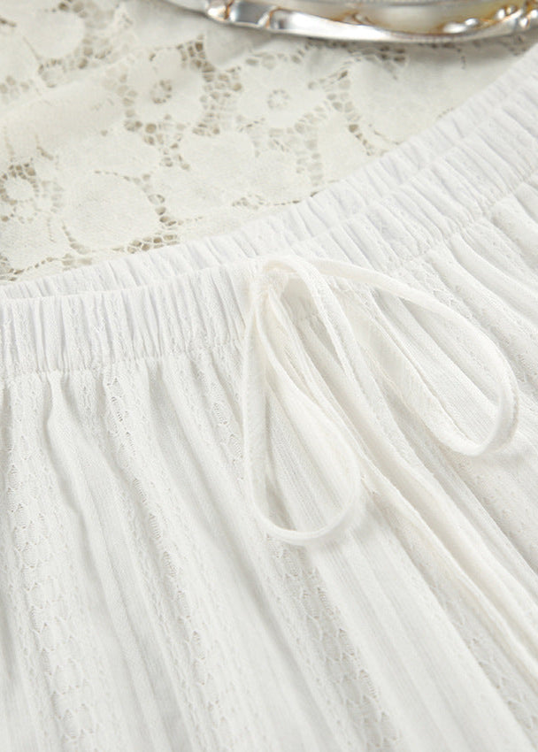 Beyaz Pamuklu Peplum Üst Ve Geniş Paça Pantolon Takım
