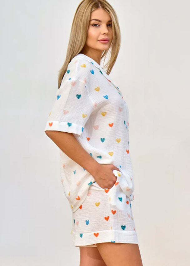 Pamuklu Gazlı Bez Kalp Desenli Pijama Takımı