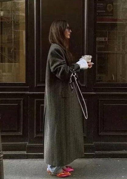 İnce Çizgili Uzun Yün Kaban - Zarif Ve Minimalist
