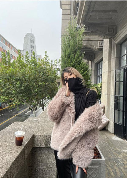 Luxefox Takım Yaka Kürk Mont