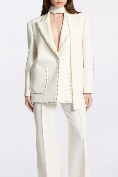 Ophelia Eşarp Detaylı Blazer Takım