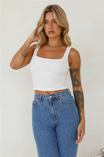 İdeal Uyumlu Crop Top Beyaz